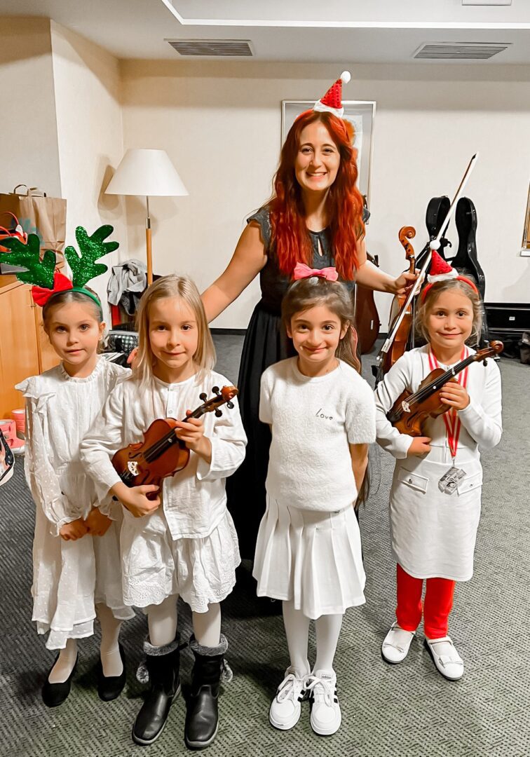 Mozartinis Kleine Kinder bei der Schnupperstunde